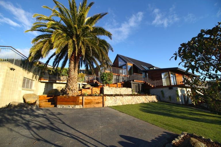Photo of property in 54 Balmoral Lane, Redcliffs, Christchurch, 8081