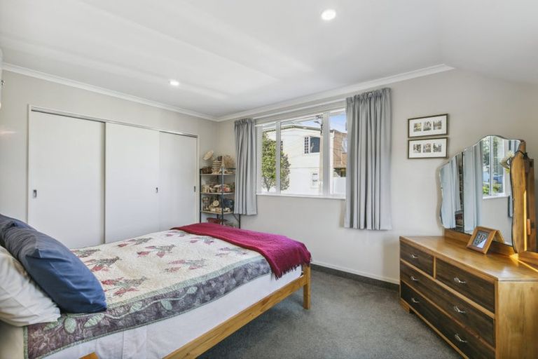 Photo of property in 2a Princess Street, Newtown, Wellington, 6021