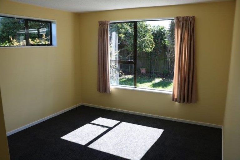 Photo of property in 81 Halberg Street, Dallington, Christchurch, 8061