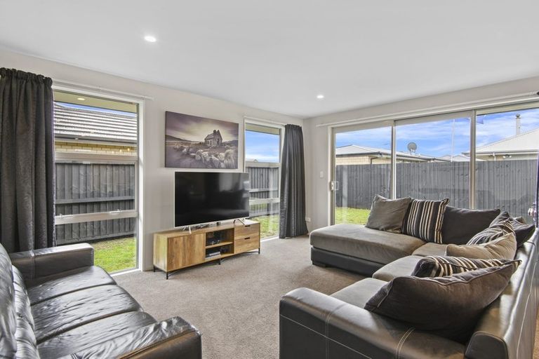 Photo of property in 30 Andesite Drive, Rolleston, 7614