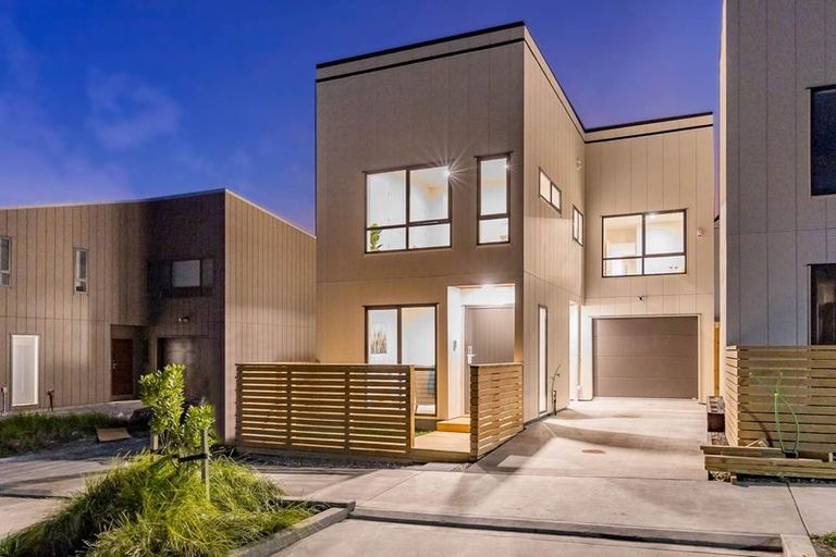 Photo of property in 6 Gecko Road, Hobsonville, Auckland, 0616