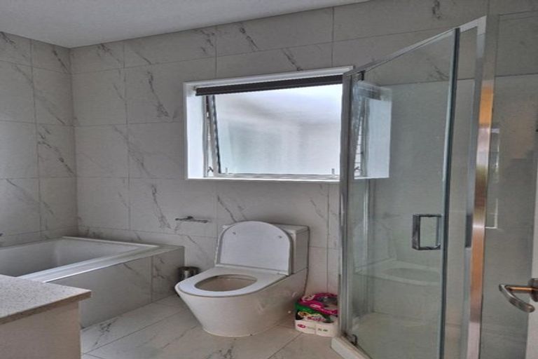 Photo of property in 5 Siren Street, Wainui, 0932