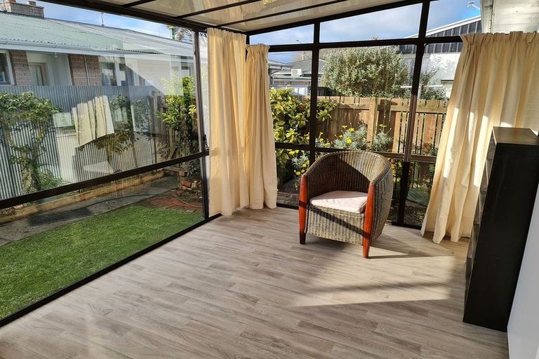 Photo of property in 6/75 Hills Road, Edgeware, Christchurch, 8013
