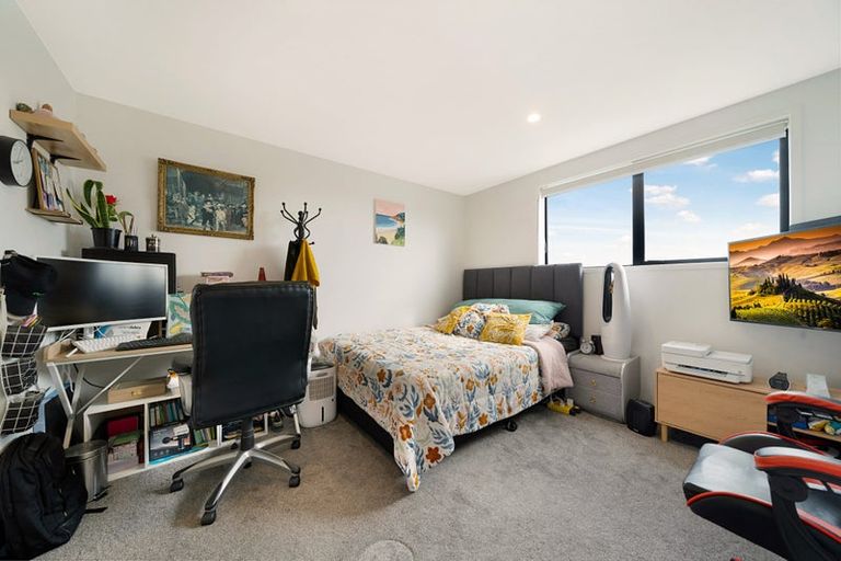 Photo of property in 3/137 View Road, Sunnyvale, Auckland, 0612