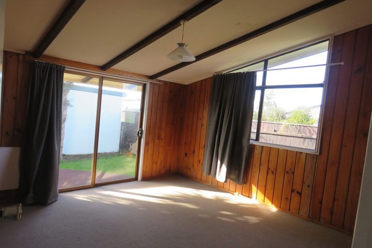 Photo of property in 2/412 Gloucester Street, Taradale, Napier, 4112