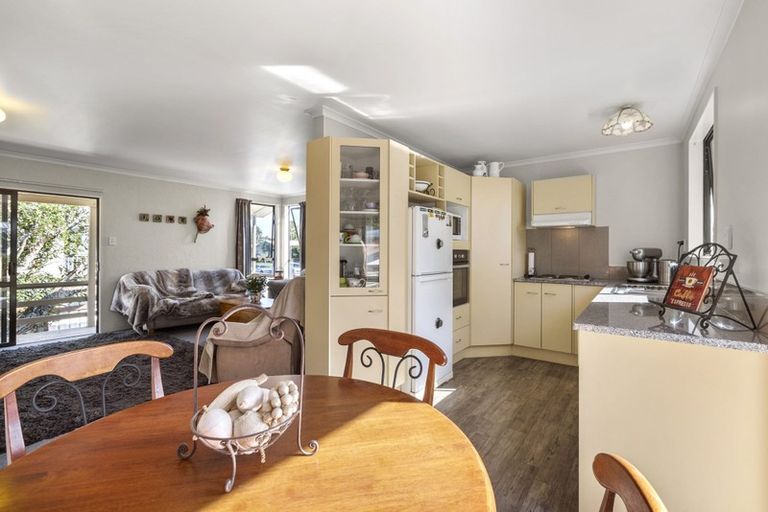 Photo of property in 41 Hibiscus Avenue, Hamilton Lake, Hamilton, 3204