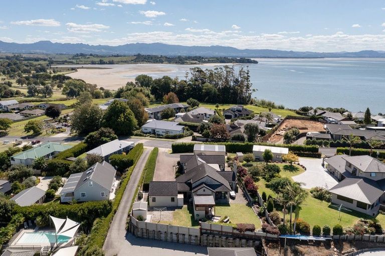 Photo of property in 81-83 Hamurana Road, Omokoroa, 3114