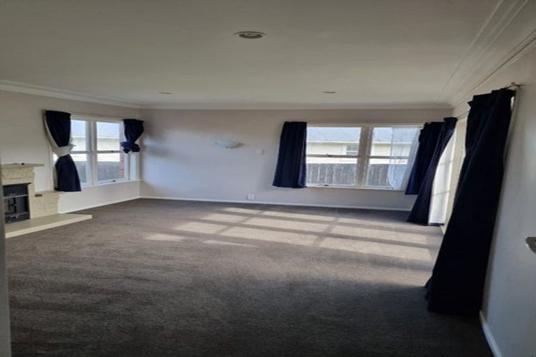 Photo of property in 17 Bowater Place, Manurewa, Auckland, 2102