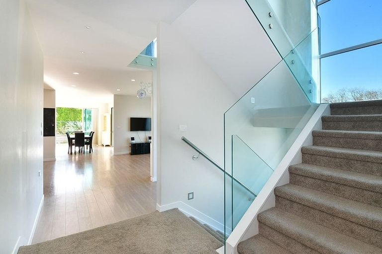 Photo of property in 23 Galbraith Greens, Silverdale, 0932