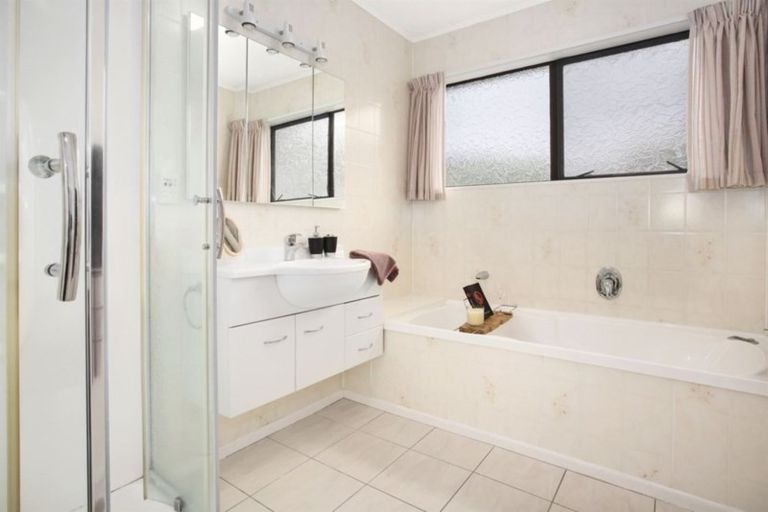 Photo of property in 5 Lagden Street, Camborne, Porirua, 5026