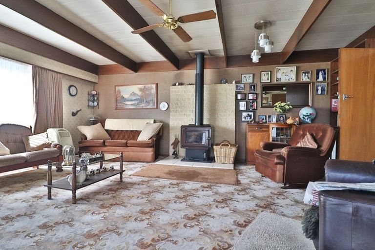 Photo of property in 37 York Road, Riversdale, 9776