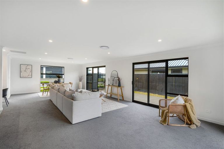 Photo of property in 42 Candlesticks Crescent, Lincoln, 7608