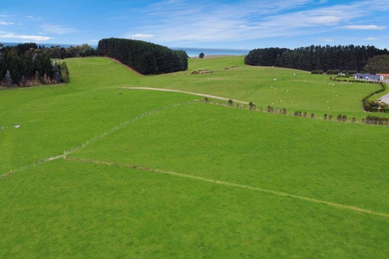 Photo of property in 203 Awamoa Road, Awamoa, Oamaru, 9492