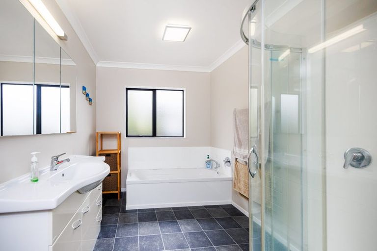 Photo of property in 15 Mountfort Grove, Feilding, 4702