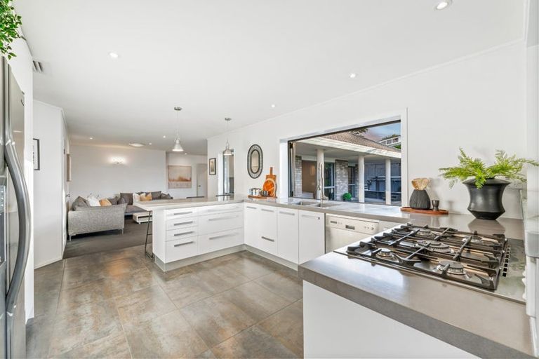Photo of property in 7 Bannings Way, Hobsonville, Auckland, 0618