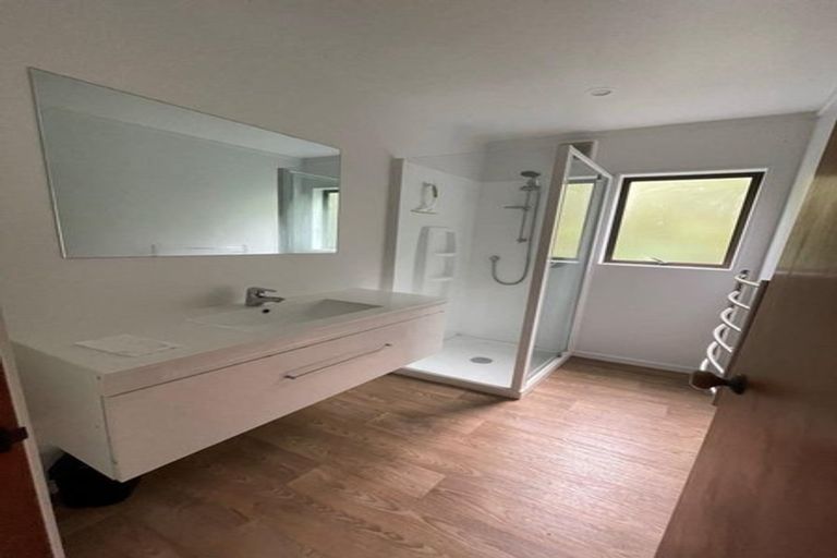 Photo of property in 14 Channel View Road, Campbells Bay, Auckland, 0630