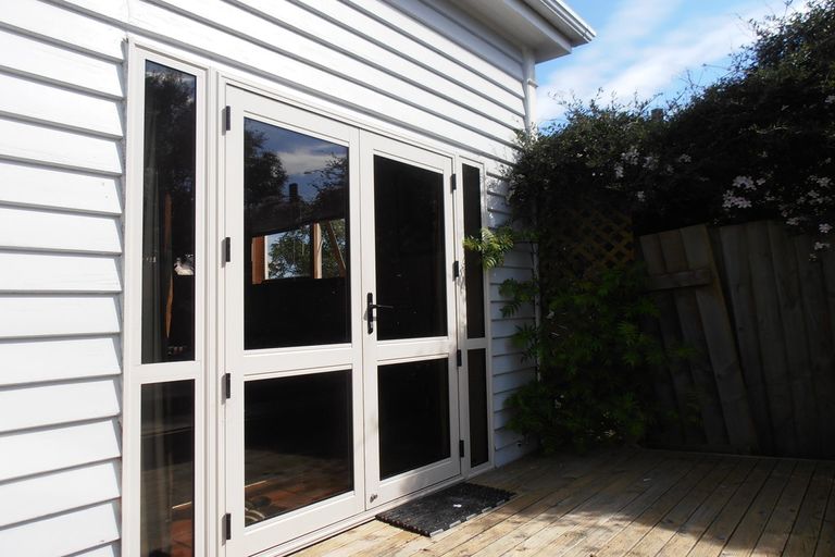 Photo of property in 8 Cambridge Street, Kensington, Timaru, 7910