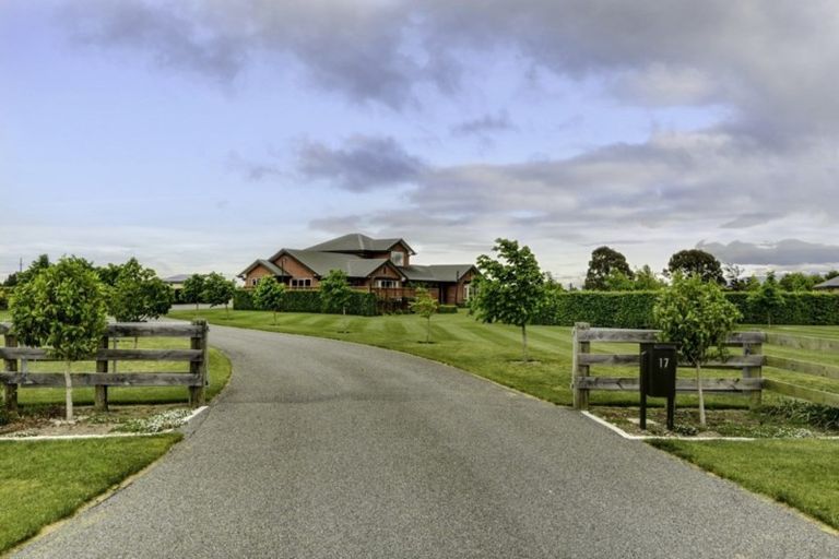 Photo of property in 17 Mchugh Crescent, Darfield, 7510