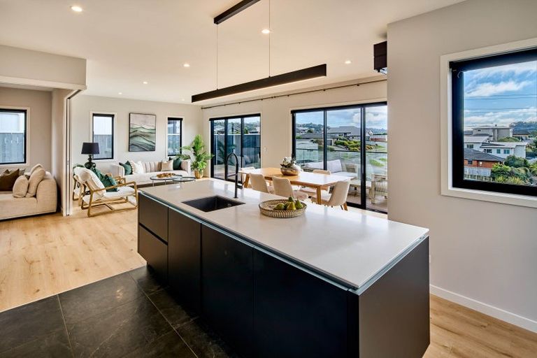 Photo of property in 15 Yorkshire Close, Whitby, Porirua, 5024