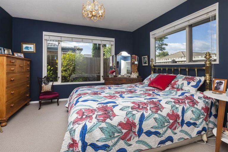 Photo of property in 46 Showgate Avenue, Sockburn, Christchurch, 8042