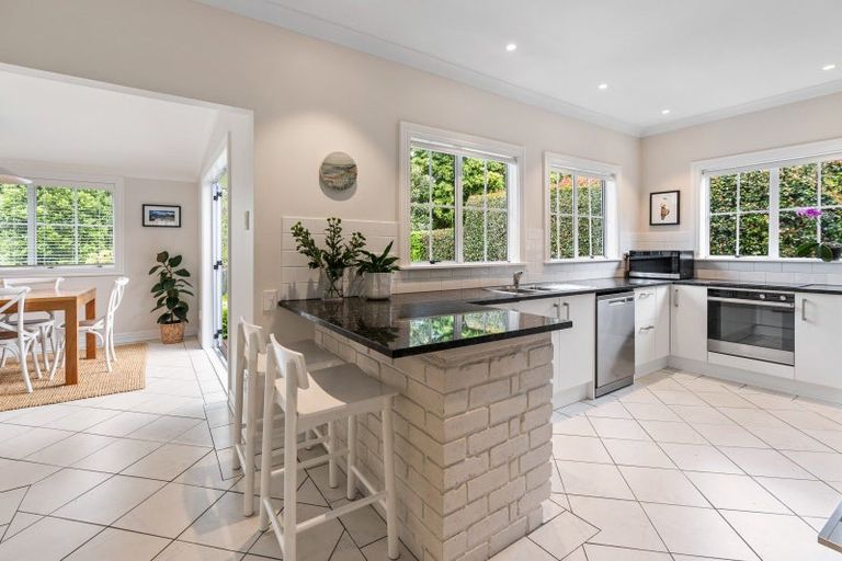 Photo of property in 6 Quadrant Road, Onehunga, Auckland, 1061