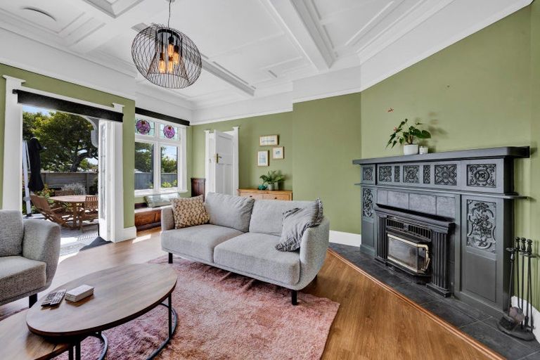 Photo of property in 15 Seyton Street, Stratford, 4332