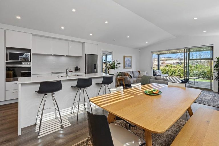 Photo of property in 74 Saint Pauls Drive, Brookfield, Tauranga, 3110