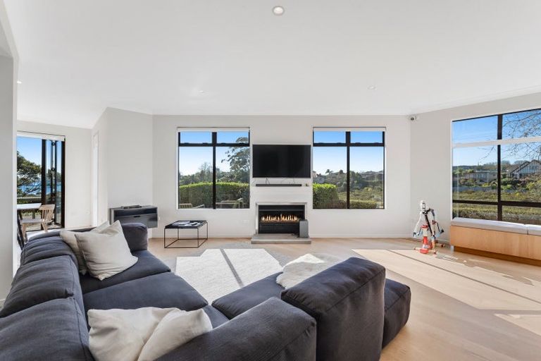 Photo of property in 27b Tamaki Bay Drive, Pakuranga, Auckland, 2010