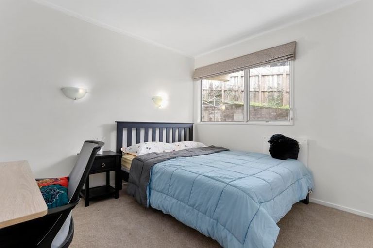 Photo of property in 2/23b Hillsborough Road, Hillsborough, Auckland, 1042