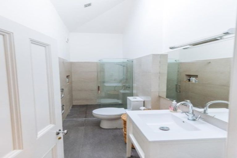 Photo of property in 26 Church Street, Devonport, Auckland, 0624