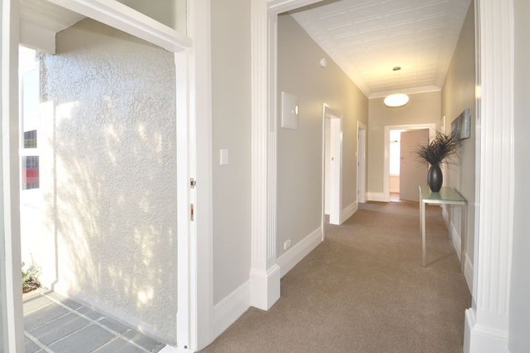 Photo of property in 5 Hargest Crescent, Saint Kilda, Dunedin, 9012