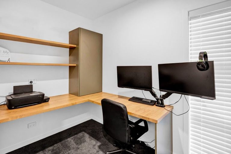 Photo of property in 66d Flint Road, Stratford, 4332