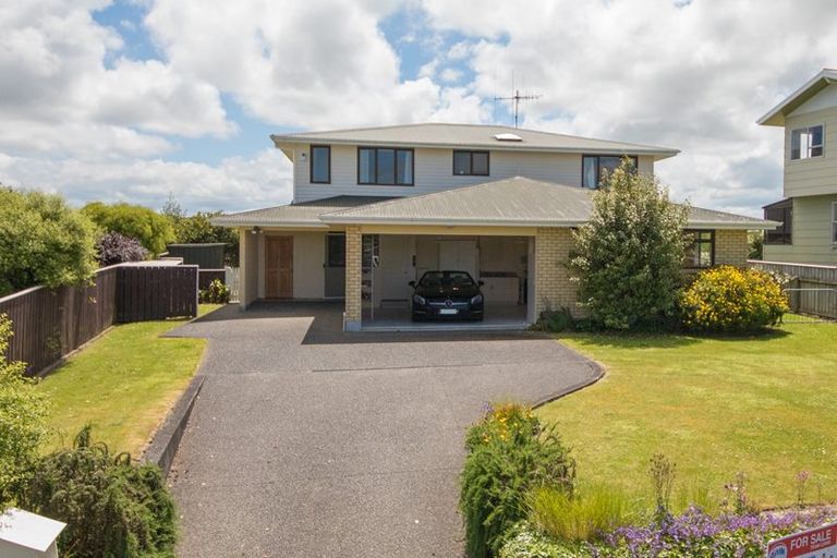 Photo of property in 16 Armagh Terrace, Marton, 4710