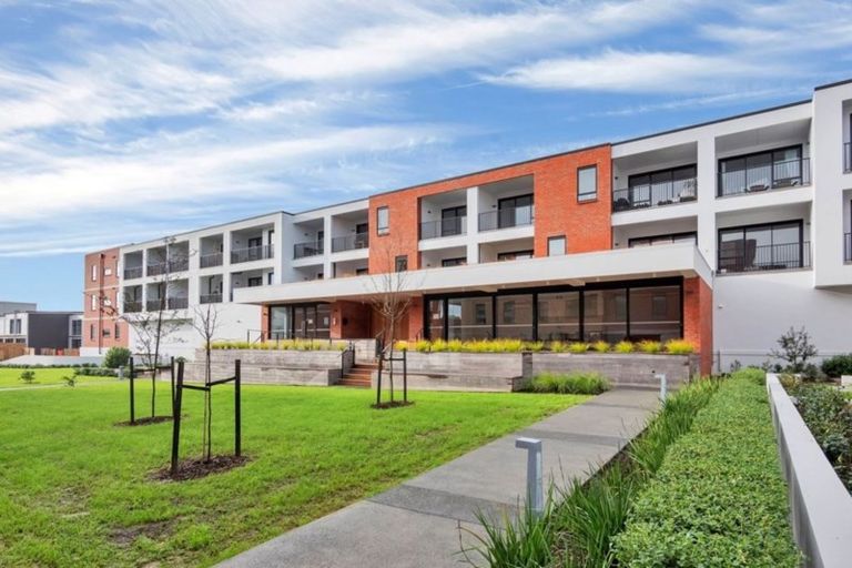 Photo of property in 202/81 Mapou Road, Hobsonville, Auckland, 0616