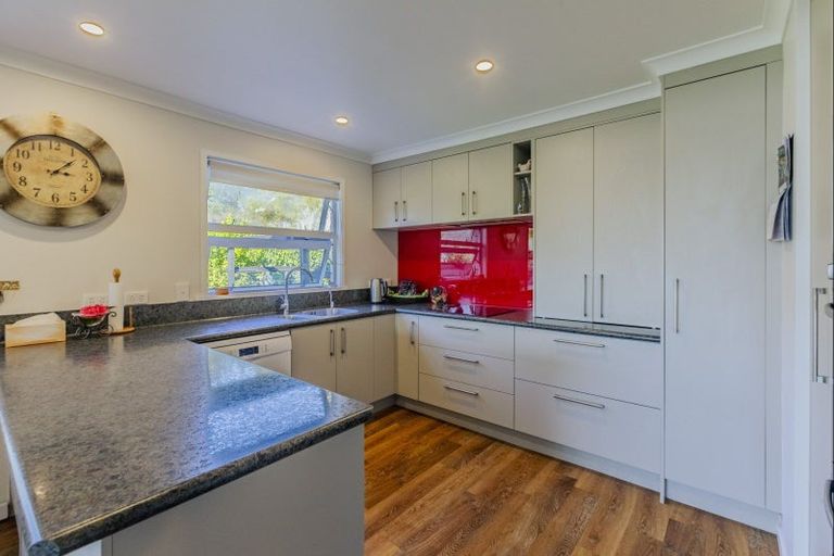 Photo of property in 19 Selwyn Road, Havelock North, 4130