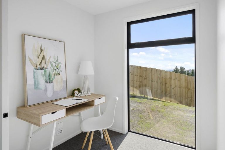 Photo of property in 214 Penruddock Rise, Westmorland, Christchurch, 8025