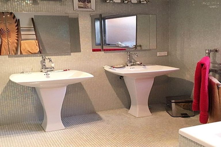 Photo of property in 540 Kawakawa-orere Road, Orere Point, Papakura, 2585