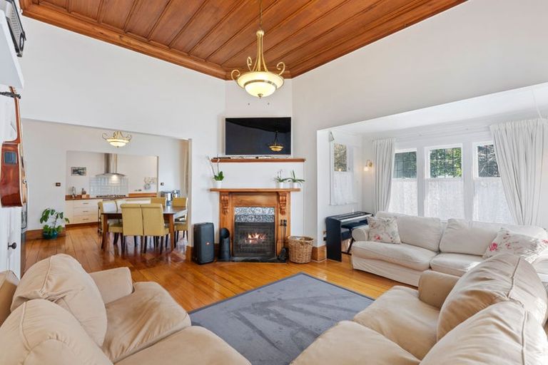 Photo of property in 1 Hadfield Street, Otaki, 5512