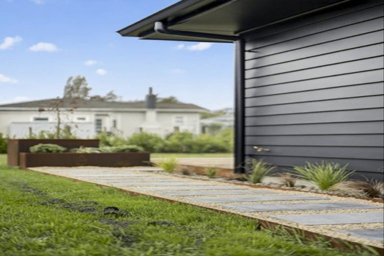 Photo of property in 32 Syrah Lane, Martinborough, 5711