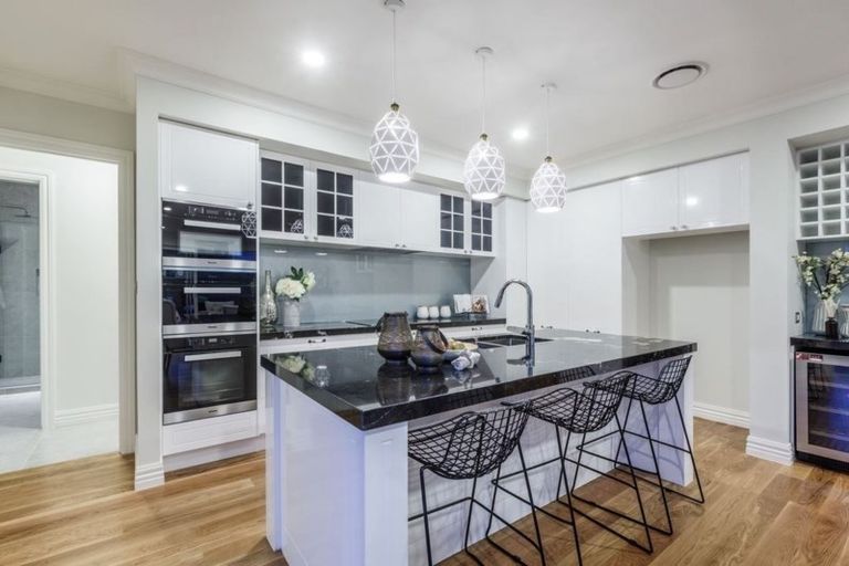 Photo of property in 9 Caldwell Place, Pinehill, Auckland, 0632