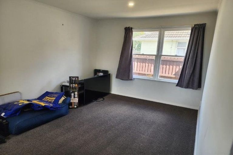 Photo of property in 130 Aldershot Street, Aranui, Christchurch, 8061