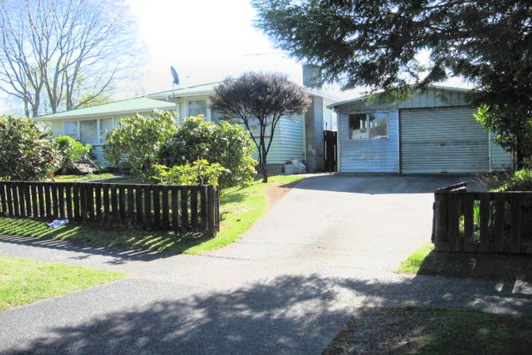 Photo of property in 14 Rangipoia Place, Turangi, 3334