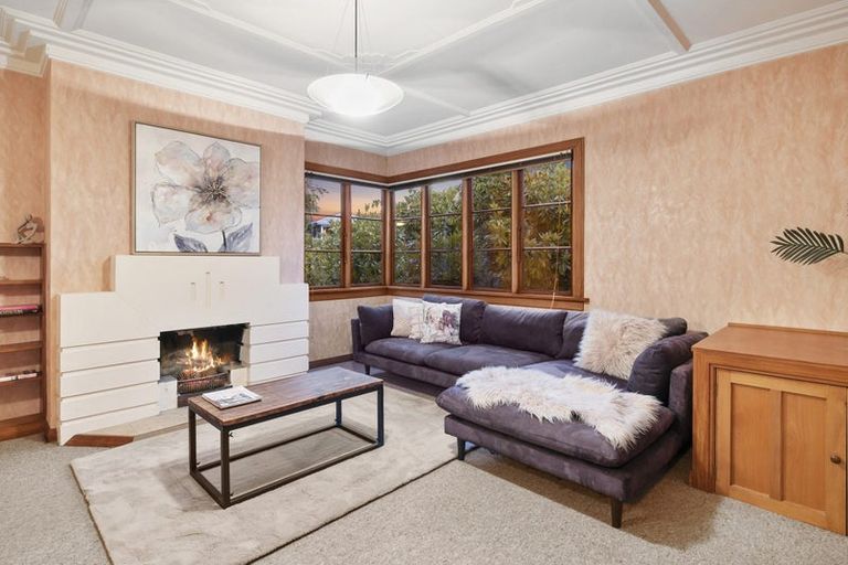 Photo of property in 1 Woodside Terrace, Andersons Bay, Dunedin, 9013