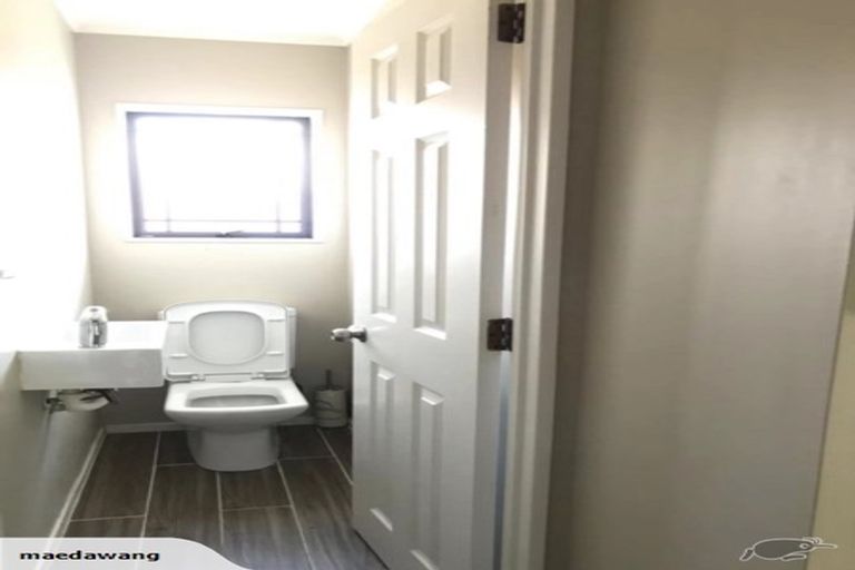 Photo of property in 113 Golfland Drive, Golflands, Auckland, 2013