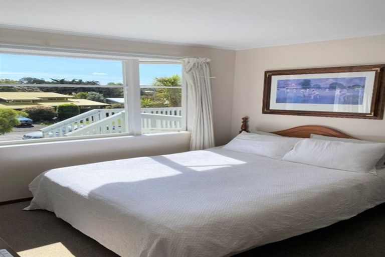 Photo of property in 11 Willow Avenue, Birkenhead, Auckland, 0626