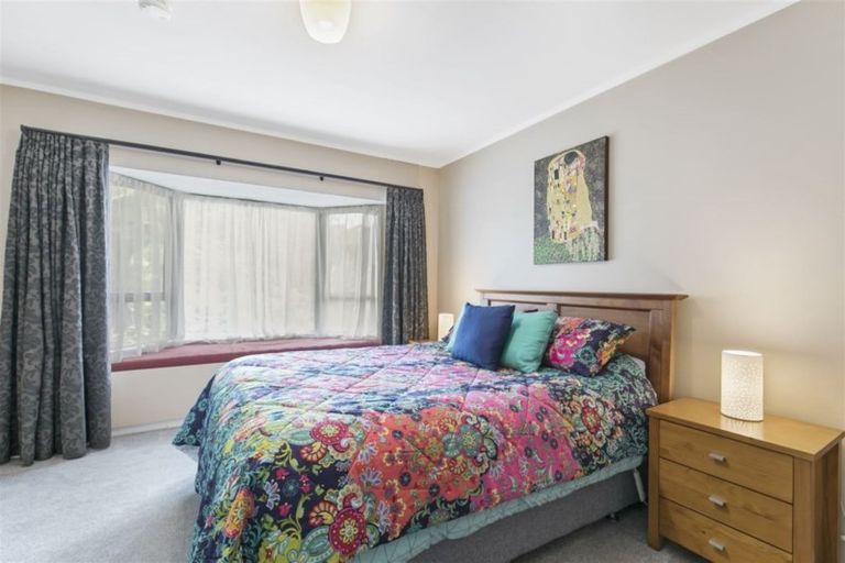 Photo of property in 6 Menear Lane, Hillcrest, Auckland, 0627