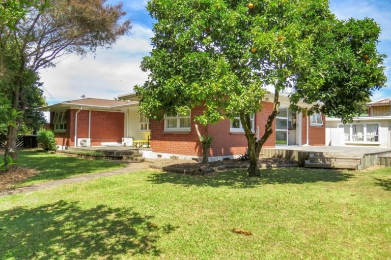 Photo of property in 2 Lakeview Place, Whakatane, 3120