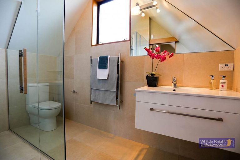 Photo of property in 119 Totara Street, Riccarton, Christchurch, 8041