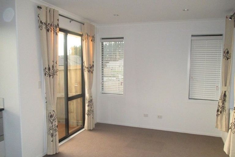 Photo of property in 32 Sirius Crescent, Rototuna North, Hamilton, 3210