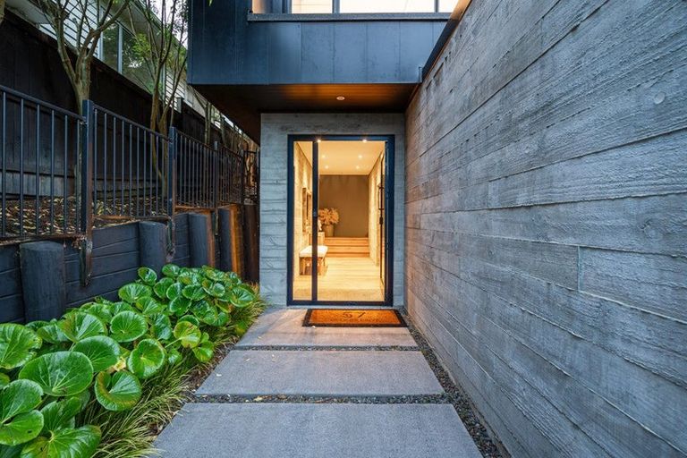 Photo of property in 57 Cilliers Drive, Silverdale, 0932